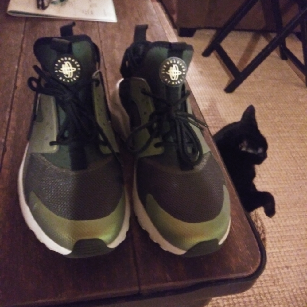 Men's Huaraches-almost new!